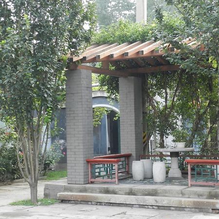 Beijing Zilong Hotel Buitenkant foto